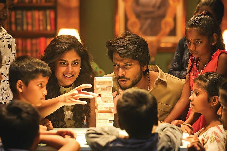faria-abdullah-sandeep-kishan-sigma-movie-still.jpg